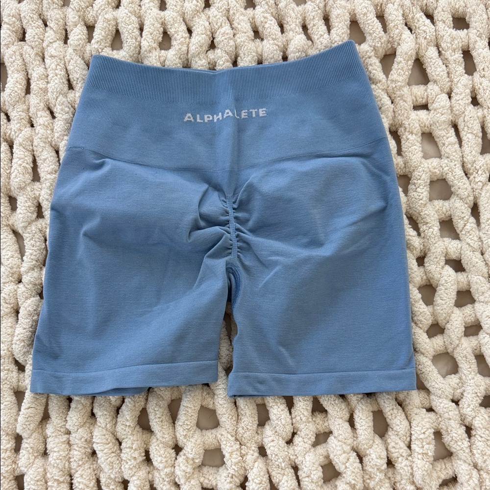 Alphalete Women's Sky Blue High-Rise Amplify Shorts